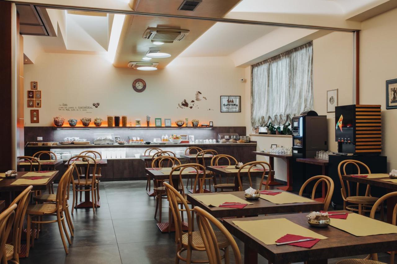 Hotel Alan Anzola dell'Emilia Eksteriør billede
