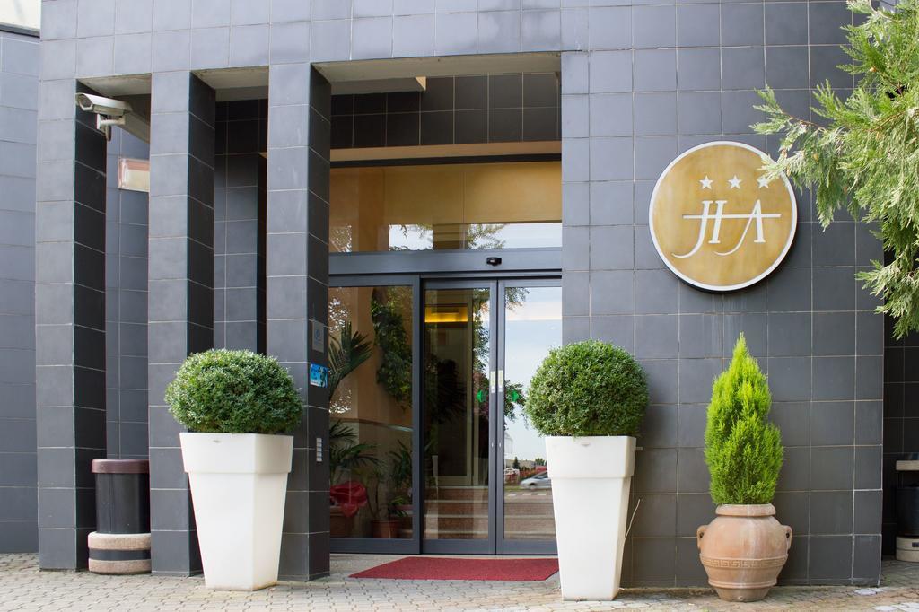 Hotel Alan Anzola dell'Emilia Eksteriør billede